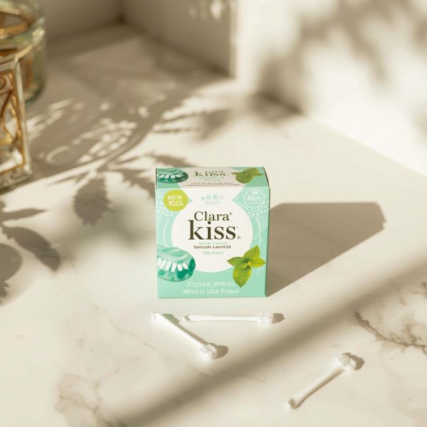 Tăm Chỉ Nha Khoa Clara Kiss (Hộp 30 Cây - Phiên Bản Mini)